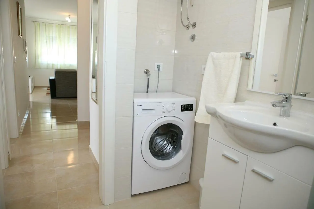 Apartment Jessica Traù Croazia